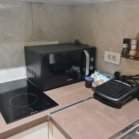 Sunny Apartment - Blloku Tirana, Near Lake 외부 사진